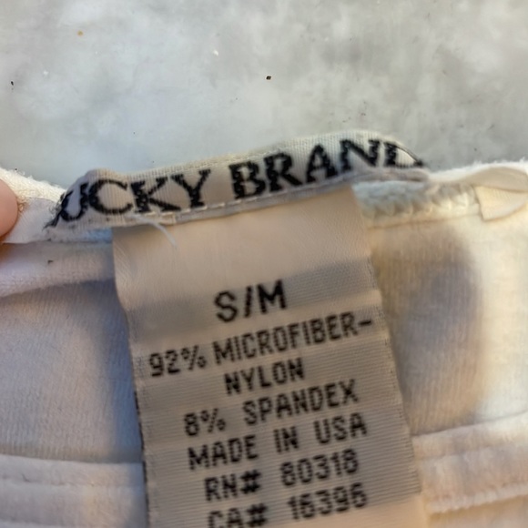 🔥5 for $15🔥 - LUCKY brand seamless ivory tank - Size S/M - Picture 2 of 4